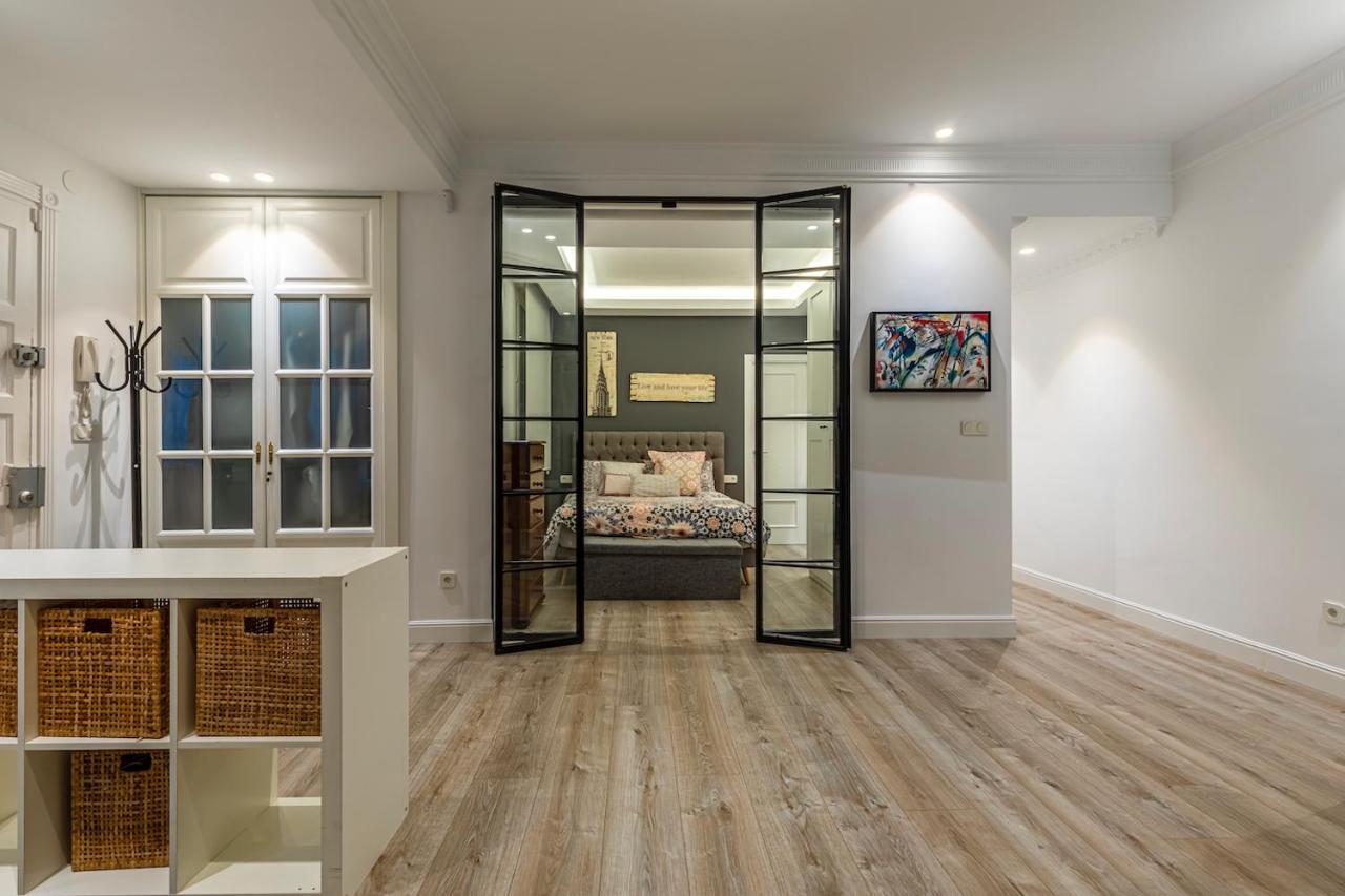 110 M2 Central Apartment In Abando Close To Guggenheim With Parking Bilbao Luaran gambar